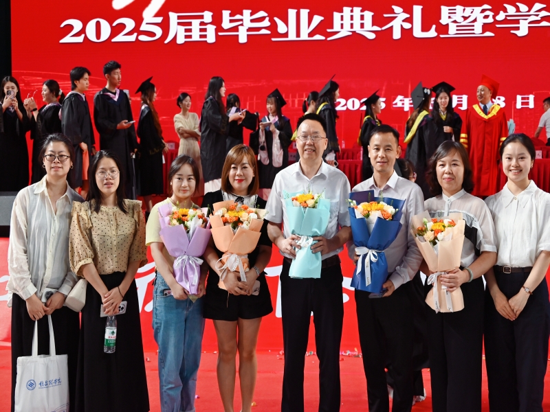 kSwo_1750318026371025715.jpg 05.jpg